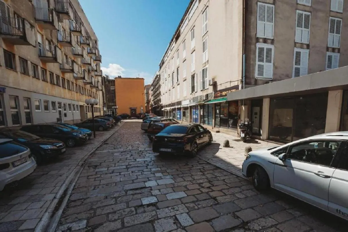 Double And Single S Apartments Zadar