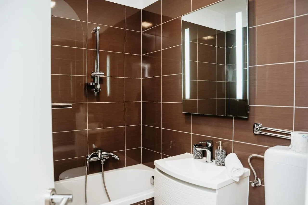 Double And Single S Apartments Задар